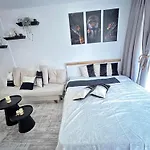 студио комфорт, Life Resort,смокиня,созопол,1-ва линия море דירה סוזופול