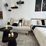студио комфорт, Life Resort,смокиня,созопол,1-ва линия море דירה סוזופול