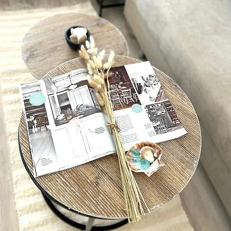 студио комфорт, смокиня,созопол,затворен комплекс,4 басейна, 1-ва линия море *