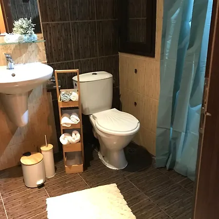 студио комфорт, смокиня,созопол,затворен комплекс,4 басейна, 1-ва линия море شقة سوزوبول