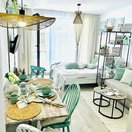 студио комфорт, смокиня,созопол,затворен комплекс,4 басейна, 1-ва линия море Apartment Sozopol