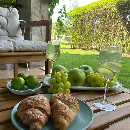 студио комфорт, смокиня,созопол,затворен комплекс,4 басейна, 1-ва линия море