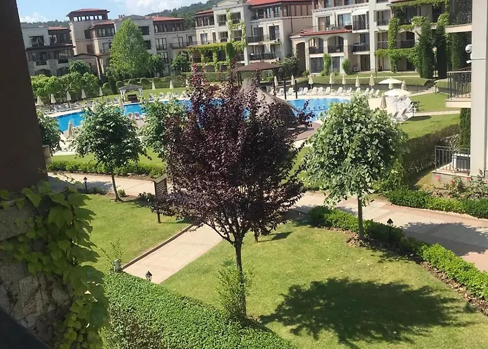 студио комфорт, смокиня,созопол,затворен комплекс,4 басейна, 1-ва линия море Lejlighed Sozopol