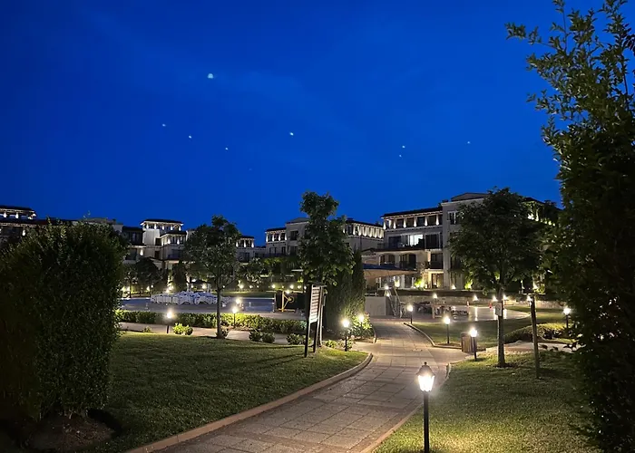 студио комфорт, смокиня,созопол,затворен комплекс,4 басейна, 1-ва линия море Lejlighed