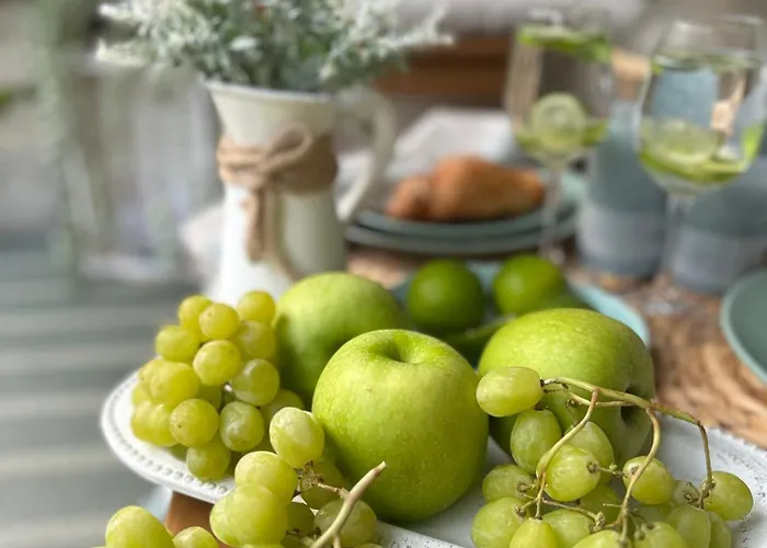 Lejlighed студио комфорт, смокиня,созопол,затворен комплекс,4 басейна, 1-ва линия море *